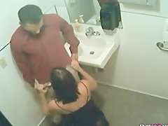 toiletten blowjob (4)